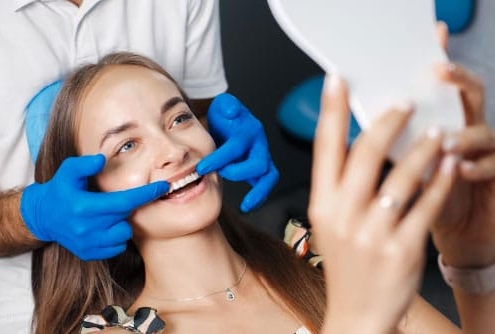 ¿Cuál es la diferencia entre gingivectomía y gingivoplastia?