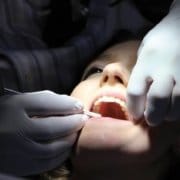 Falta de hueso dental
